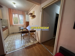 Vanzare Apartament 2 camere decomandat etaj 2 Alba Iulia zona Cetate Bulevard - imagine 5