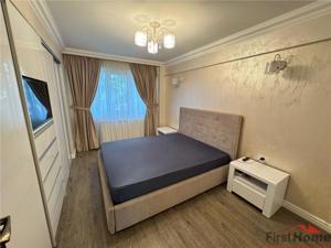 Apartament 4 camere, 100mp , zona ultracentrala , etaj 3 cu acoperis - imagine 12