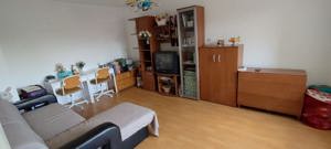 Vand apartament 2 camere - imagine 9