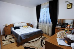 Vilă modernă tip duplex  în Bacău - zona Tache - strada Mărăști - imagine 12