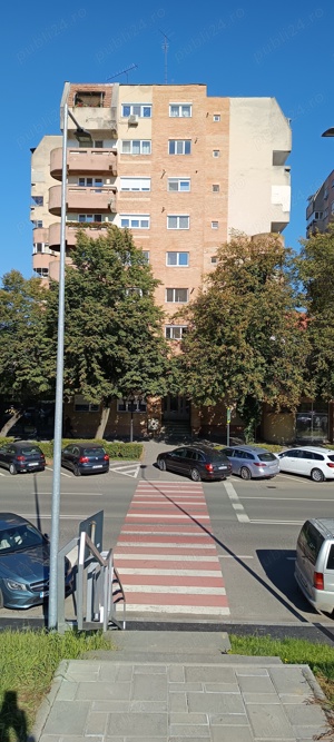 Apartament 3 camere semidecomandat in Centru Nou,Satu Mare - imagine 6