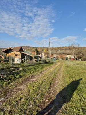 Proprietate de vanzare in Bardesti cu 1900 mp teren - imagine 18