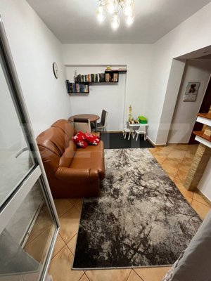 Apartament de 3 camere, 65 mp, zona Păcurari - imagine 3