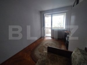 Apartament 3 camere,2 bai, 64 mp,decomandat,etaj 2,zona centrala, Coroana de Aur - imagine 4