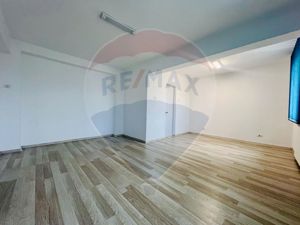 Apartament 6 camere de inchiriat Constanta Cazino - imagine 11