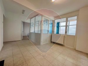 Apartament 6 camere de inchiriat Constanta Cazino - imagine 18