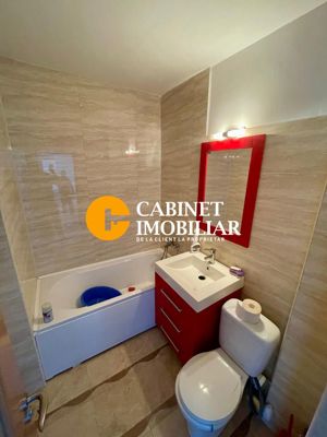 Apartament cu 3 camere - Renovat - zona Podu Ros - imagine 8