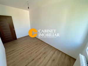 Apartament cu 3 camere - Renovat - zona Podu Ros - imagine 6