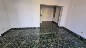 Inchiriez spatiu comercial zona Intim-Saguna - ID : RH-41472-property - imagine 7