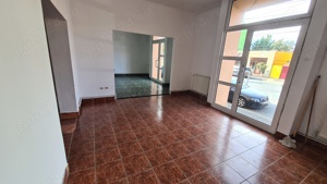 Inchiriez spatiu comercial zona Intim-Saguna - ID : RH-41472-property - imagine 2