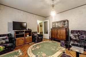 REZERVAT! Apartament decomandat 3 camere în Grădiște. - imagine 2