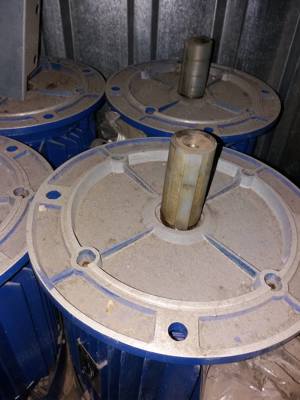 Motor electric nou 4kw cu flansa, 1000 rot min - imagine 2