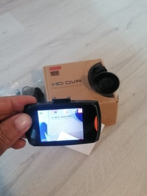 Camera auto full HD, vedere de noapte + card 32gb, nou în cutie