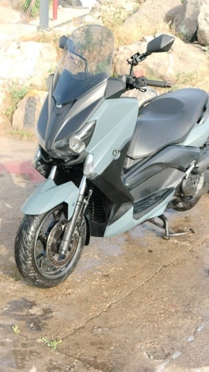 Vând Yamaha x-max 125cc 2016