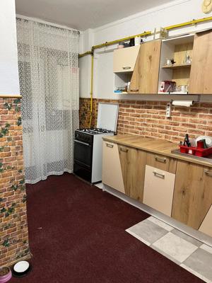 Vând apartament 2 camere 