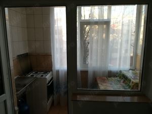 Inchiriez Garsoniera conf 1 in DALLAS ej 2 din 4 pret 900 ron - imagine 4