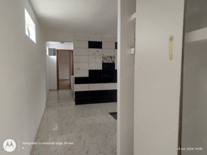 Închiriez apartament 3 camere- vilă, curte - imagine 5