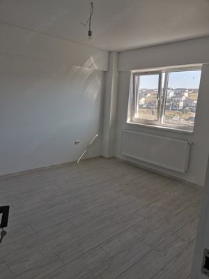 Persoana fizica vând apartament 2 camere 57 mp în Hlincea mutare imediata  - imagine 3