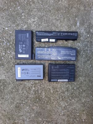 Convenabil baterii de laptop complete si nefunctionale care pot fi reconditionate