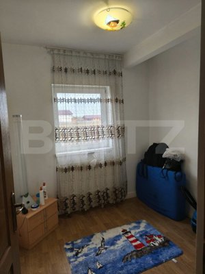 Casa +teren 660mp, zona linistita , Siret - imagine 9