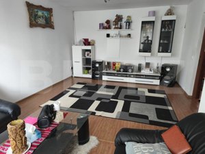 Casa +teren 660mp, zona linistita , Siret - imagine 3