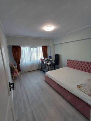 De vanzare 4 camere, ultracentral , etaj intermerdiar, 90mp , mobilat, utilat