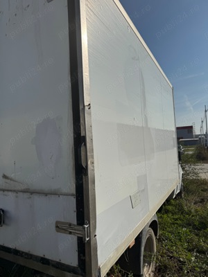 Ford transit frigorific dublu spate 3,5t  - imagine 4 Ford transit frigorific dublu spate 3,5t  - imagine 4