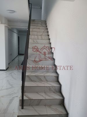 Apartament modern cu 2 camere și balcon generos în Giroc - 82,000 € - imagine 5