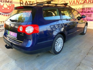 VW Passat EURO 5  Bluemotion Start-Stop semafor Dublu Climatronic Carlig remorcare Comenzi volan - imagine 5