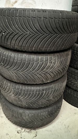 Anvelope + jante Volvo 245/45R18 - imagine 2