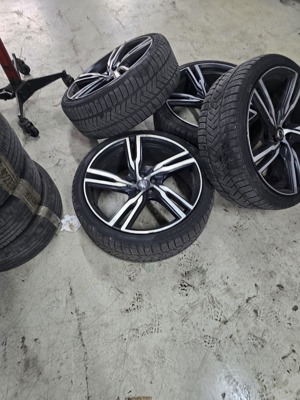 Anvelope+ jante 245/35 R21 Volvo - imagine 2