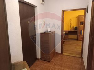 Apartament cu 2 camere de închiriat în zona P-ta Spitalului - imagine 9