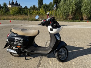 Școala de șoferi Amigo Art școlarizăm pentru categoria Am, A1(cu categoria B), B1, B, BE  - imagine 10