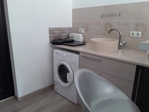 Apartament cu 2 camere, Et. 4+M,  zona Lipovei - Iulius Town! - imagine 4