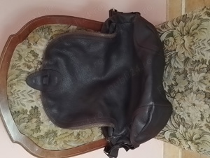 Vând geantă piele naturală de damă  - imagine 2