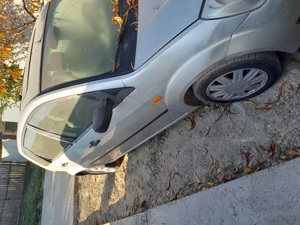 Ford Fiesta - imagine 5