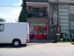 Casa cu spatiu comercial - imagine 2