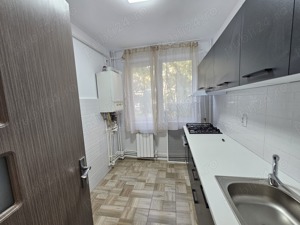 Închiriez apartament   mobilat - imagine 10