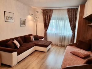 apartament 2 camere Circumvalatiunii colt cu Gh Lazar - imagine 1