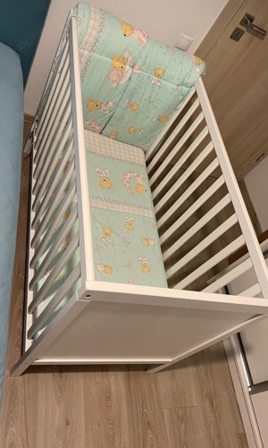 Vând pătuț pentru bebeluș, sau copil mic.