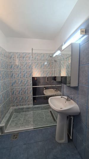 Inchiriez casa in Deva P+M, zona Baritiu (Liceul Pedagogic), suprafata utila aproximativ 110 mp,  - imagine 16