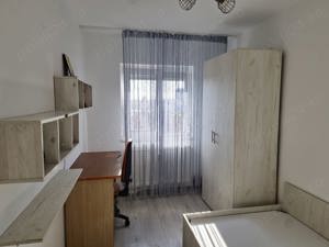 Apartament 3 camere de vanzare. Ostroveni