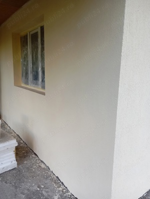 Aplicam tragem tencuiala decorativa  - imagine 2