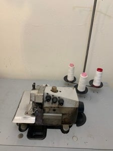 Vând mașină de surfilat industriala