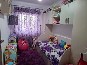 Vând apartament decomandat 3 camere în Sibiu - imagine 8