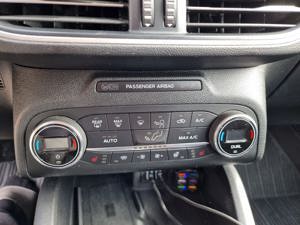 Ford Focus 1.5 diesel 120CP 94.000 km-full option-  - imagine 9