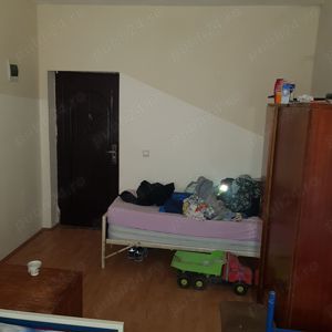 caut menajera part time ....asigur cazare dacă este necesar