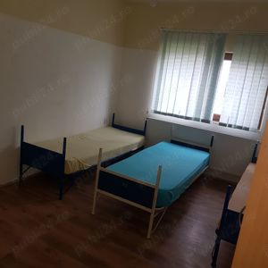 caut menajera part time ....asigur cazare dacă este necesar - imagine 3