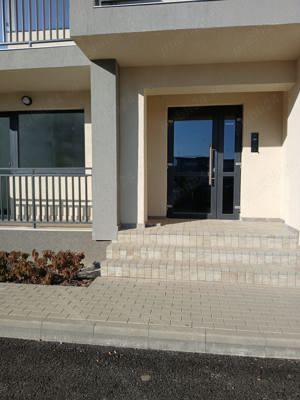 Particular vand apartament 2 cam. dec, 54 mp, et 1 bloc nou,Tractorul - imagine 3