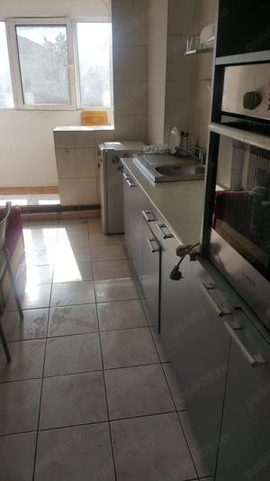 Apartament 3 camere - vânzare - zona Pța Concordiei - imagine 3